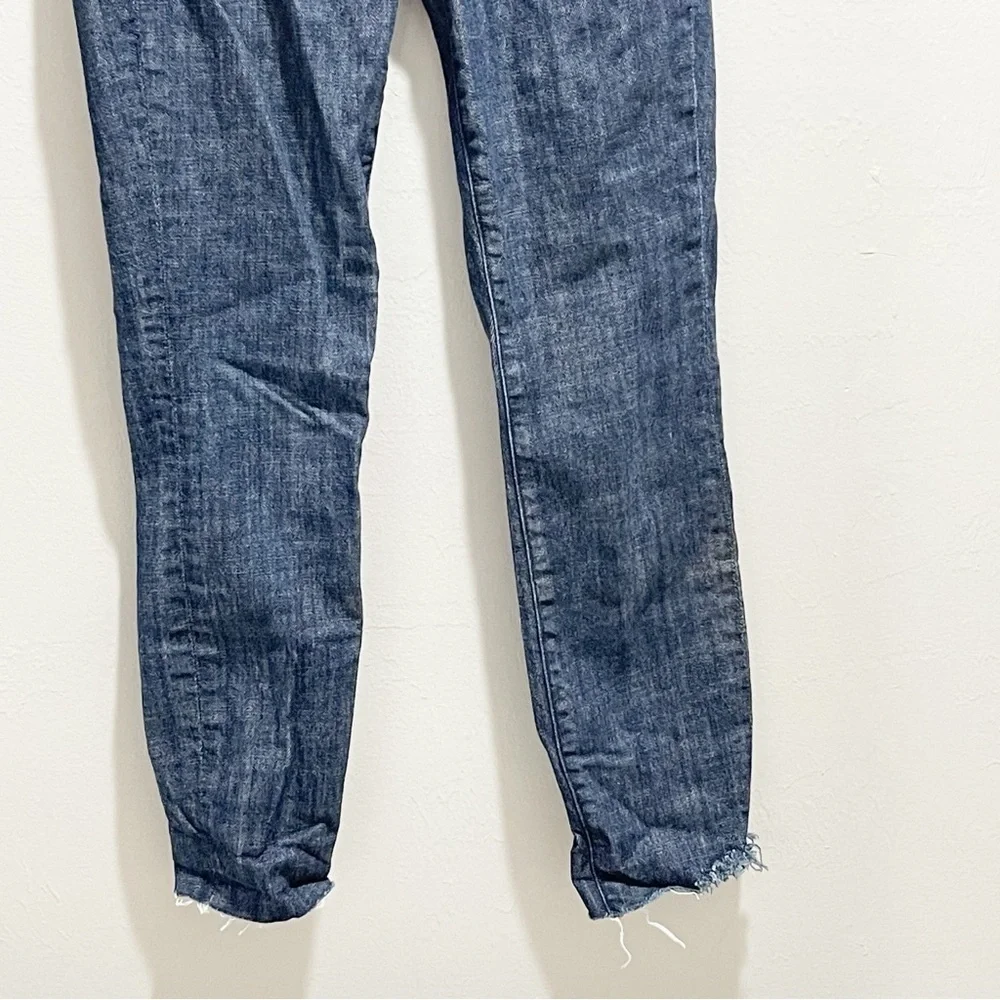 EASY MONEY Women’s Blue Dark Wash BENNIE Skinny Jeans Raw Hem Low Rise Size 24